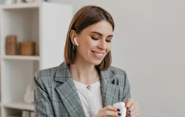 A man is talking with best headset for phone calls