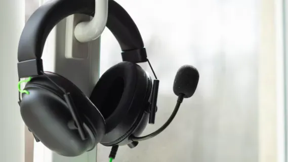 Best USB headset with microphone for remote work, online learning, and professional calls