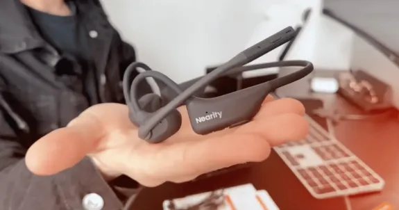 Nearityマイク付きイヤホン