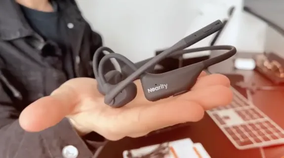 Nearityマイク付きイヤホン