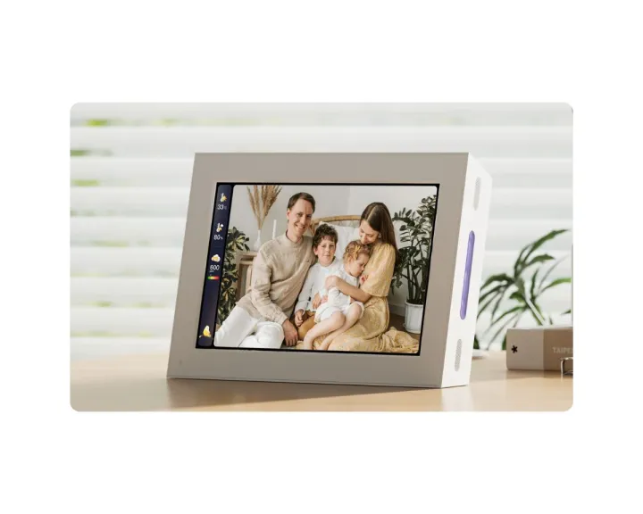 10.1 digital picture frame with air quality monitoring