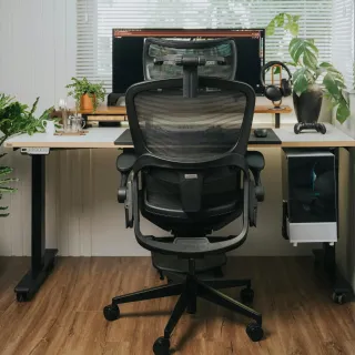 Black best chair for correct posture