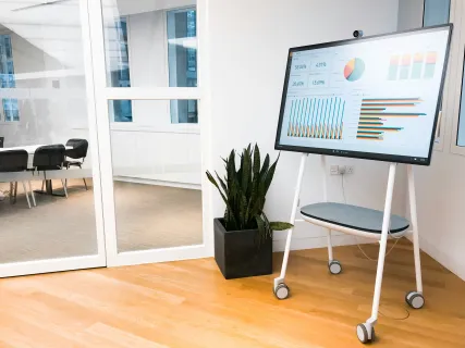 the picture shows what is a smartboard