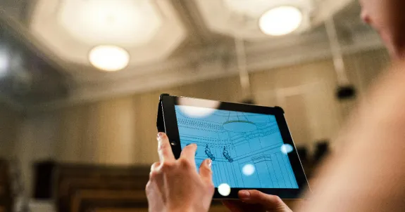 interactive display software